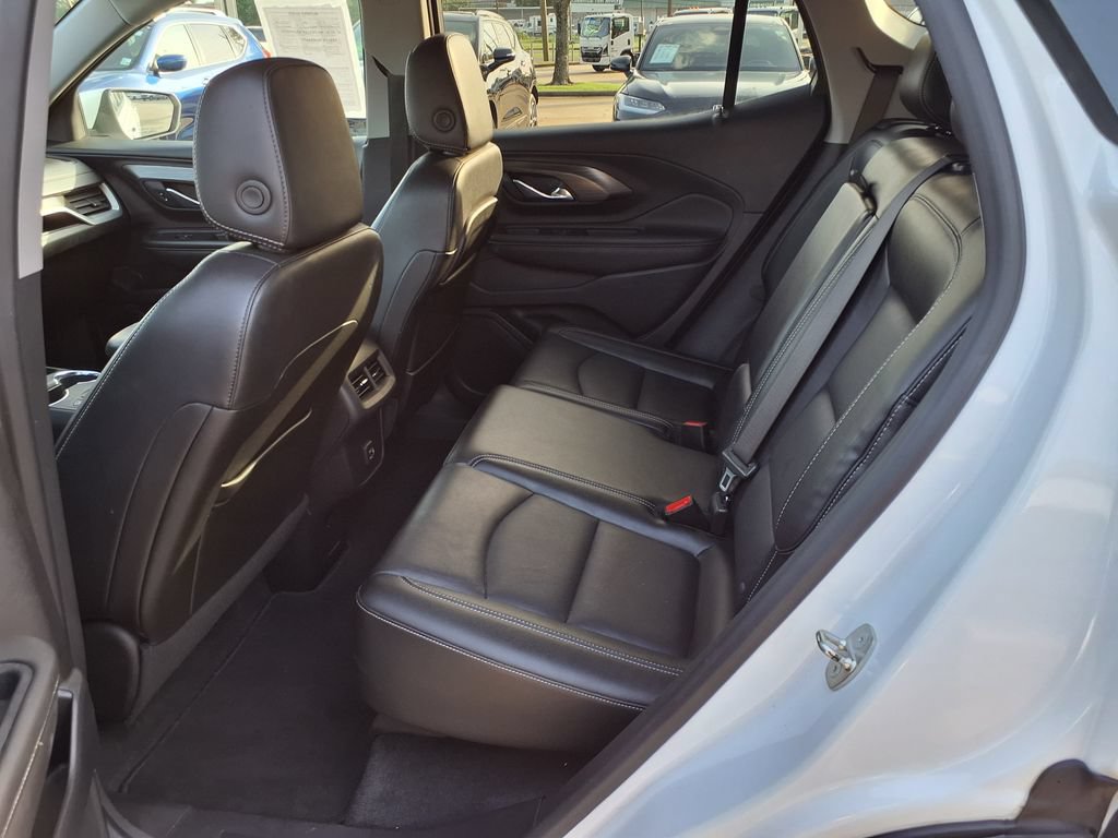 Used 2024 GMC Terrain SLT AWD/4WD image 14