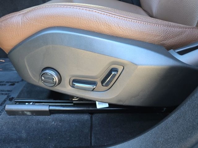 Certified 2023 Volvo XC60 B5 Plus w/ Climate Package image 29