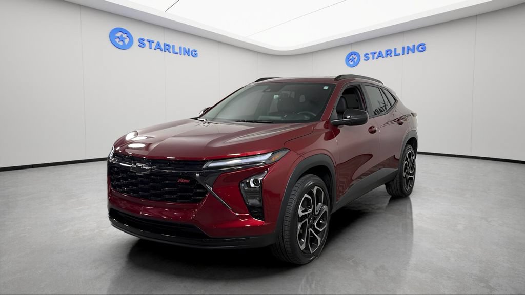 Certified 2024 Chevrolet Trax RS w/ Sunroof Package FWD image 2