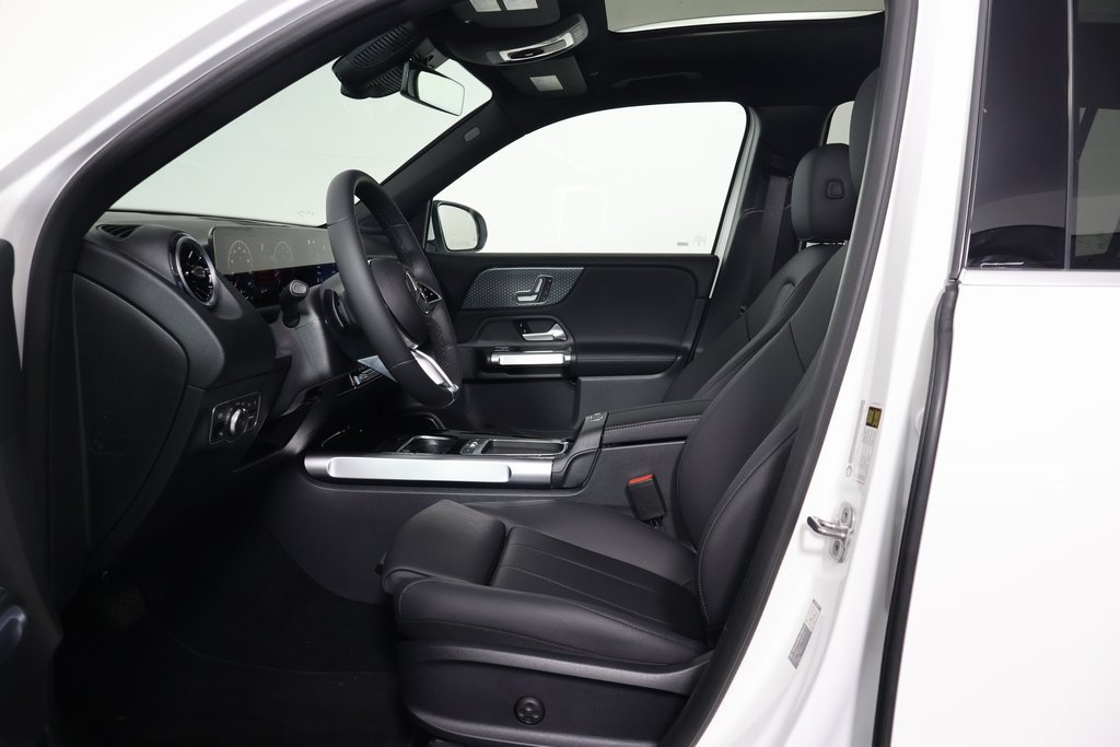 New 2026 Mercedes-Benz GLB 250 image 5
