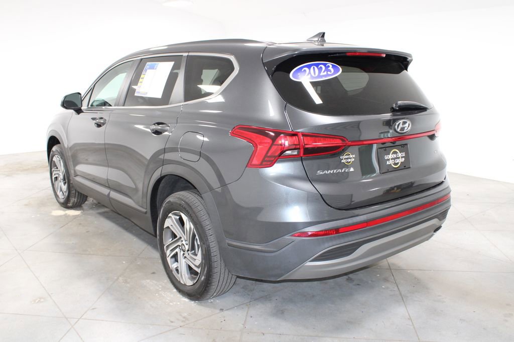 Used 2023 Hyundai Santa Fe SE AWD/4WD image 6