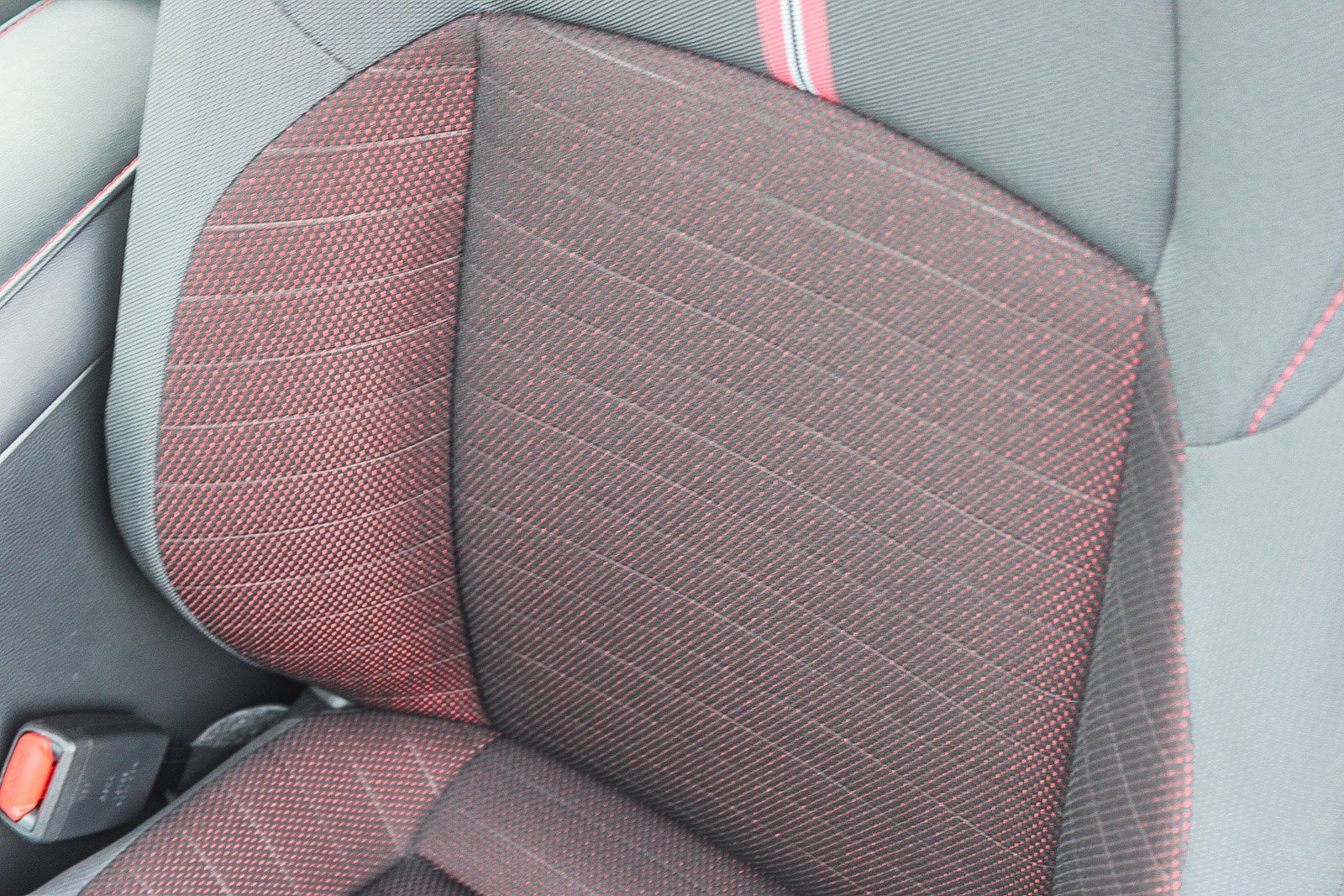 Used 2025 Toyota Corolla SE w/ Convenience Package image 23