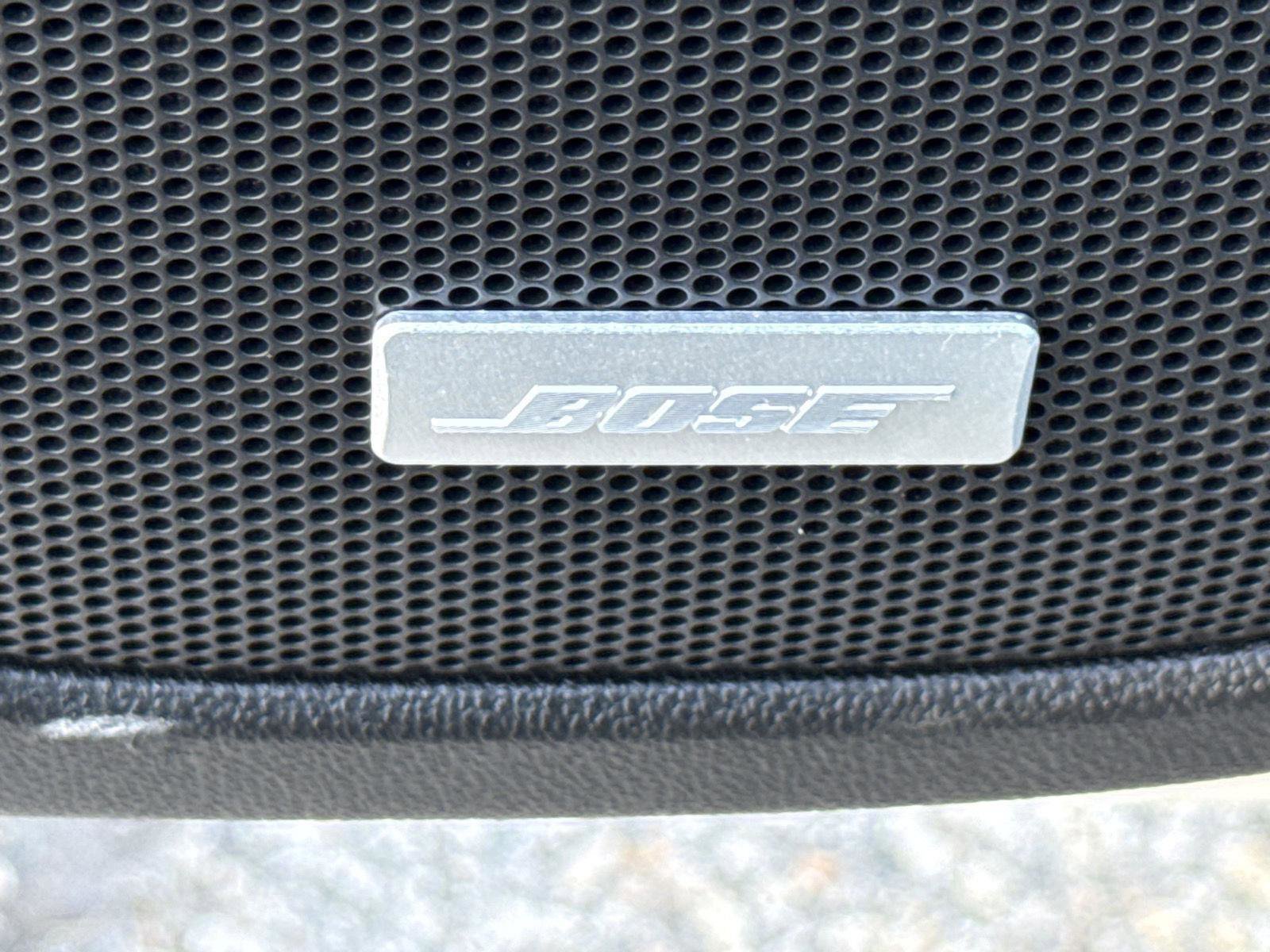 Used 2023 GMC Acadia Denali w/ Denali Technology Package image 19