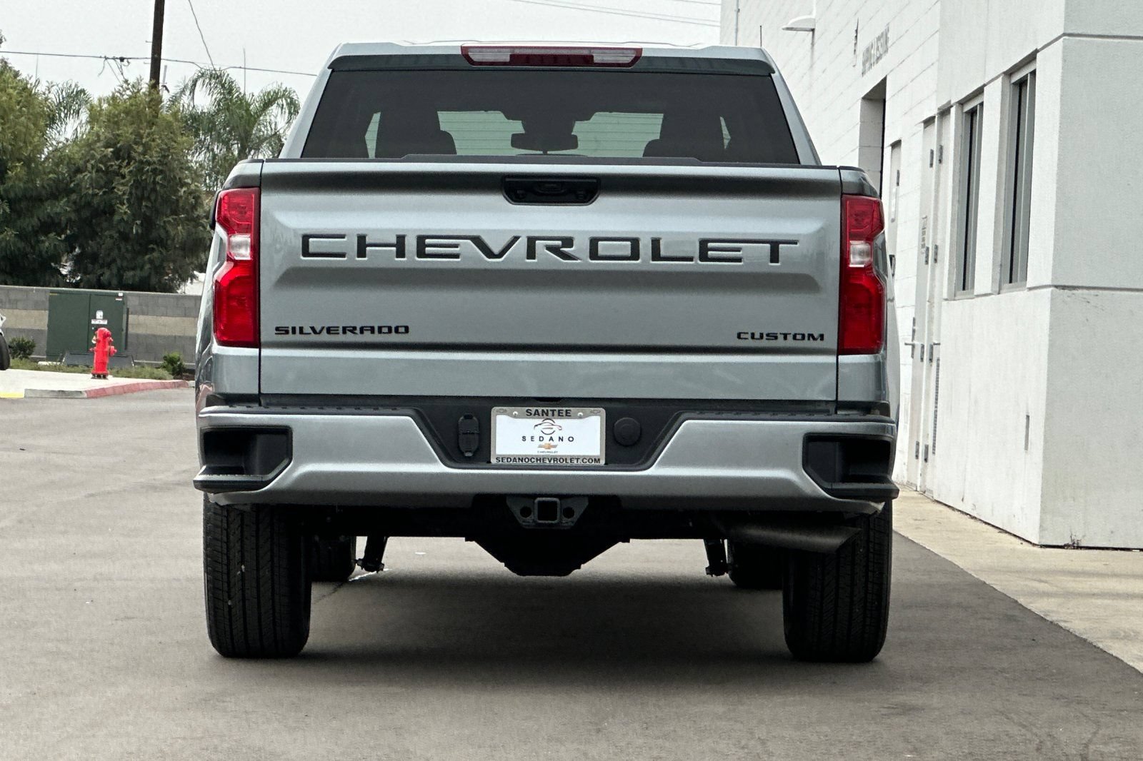 New 2026 Chevrolet Silverado 1500 Custom w/ LPO, Dark Essentials Package AWD/4WD image 5