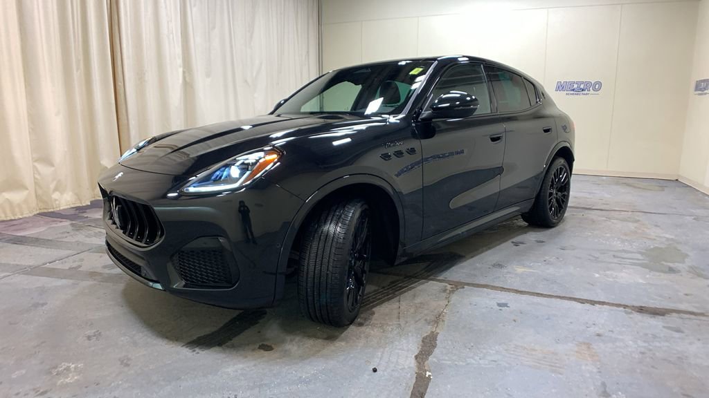 Used 2025 Maserati Grecale Modena image 7
