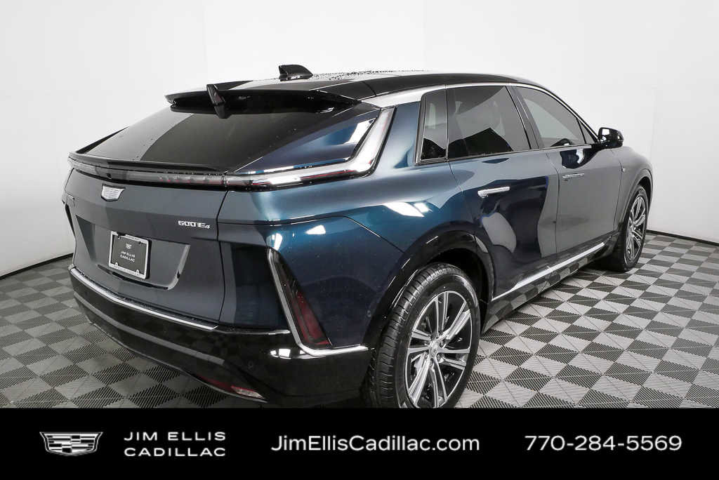 New 2026 Cadillac Lyriq Premium Luxury image 3