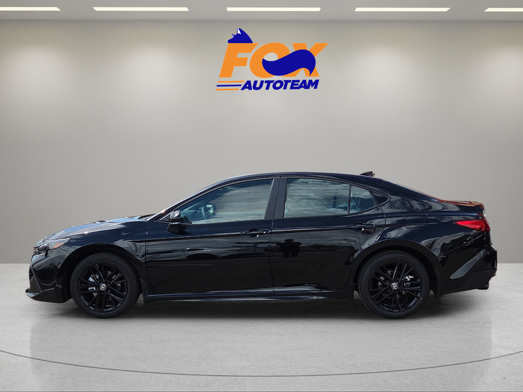 New 2026 Toyota Camry SE w/ Convenience Package FWD image 2