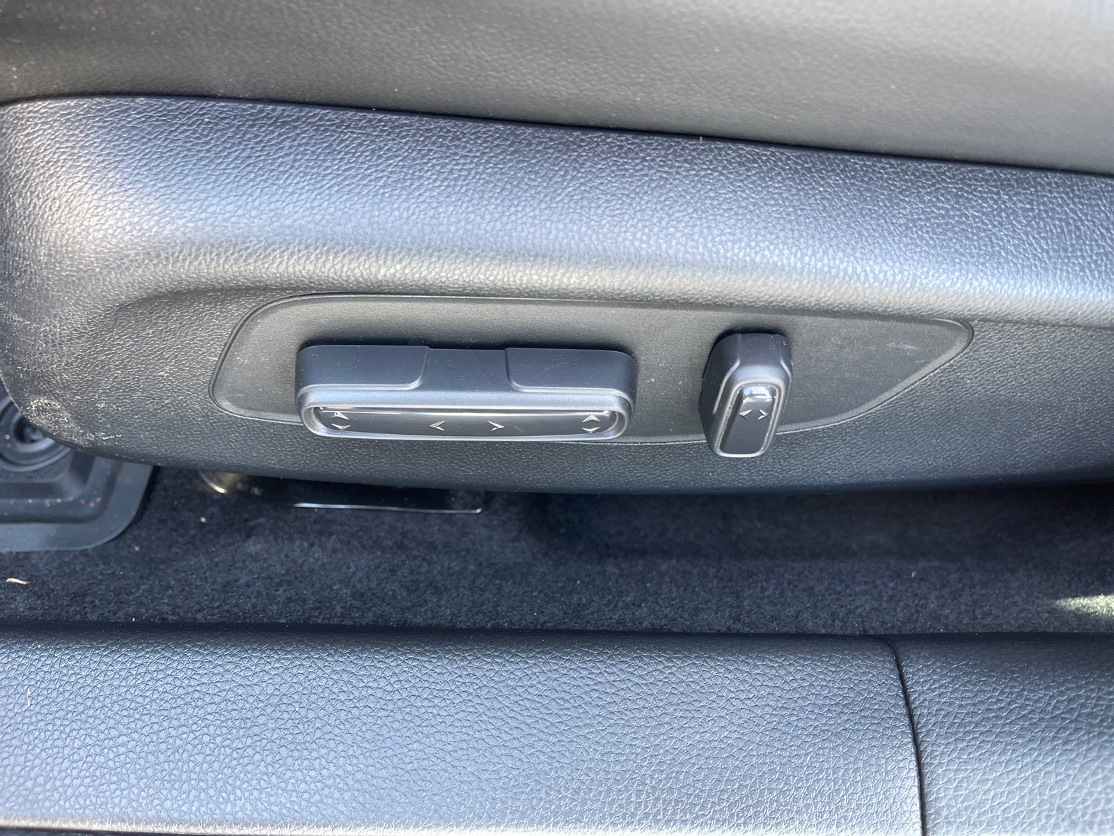 Used 2025 Honda Civic Sport Touring image 9