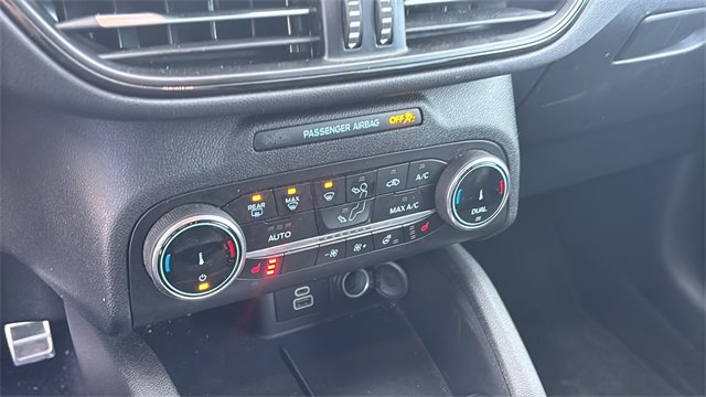 Used 2024 Ford Escape ST-Line image 19