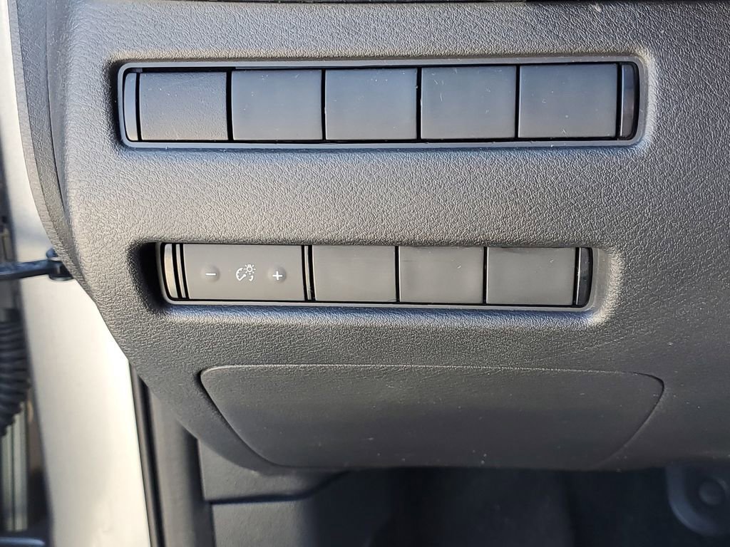 Used 2021 Nissan Rogue S AWD/4WD image 21