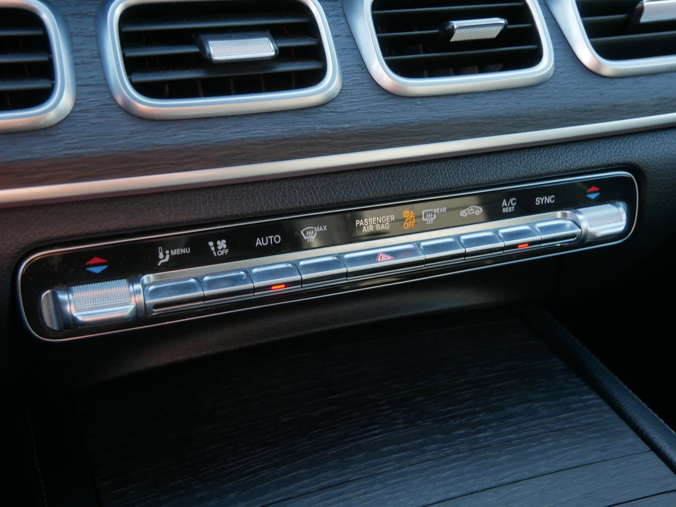 Used 2020 Mercedes-Benz GLE 350 4MATIC image 31