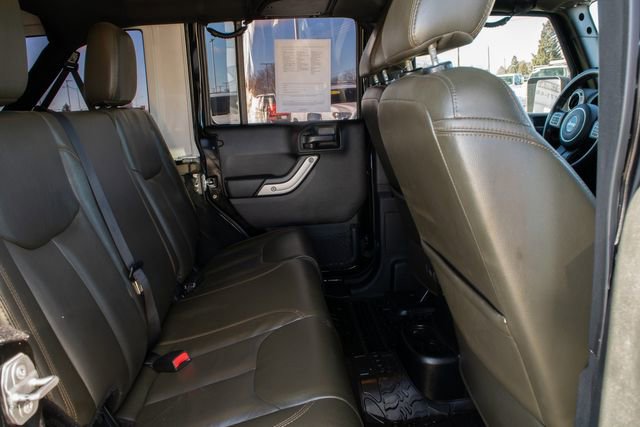 Used 2017 Jeep Wrangler Unlimited Sahara w/ Connectivity Group image 20