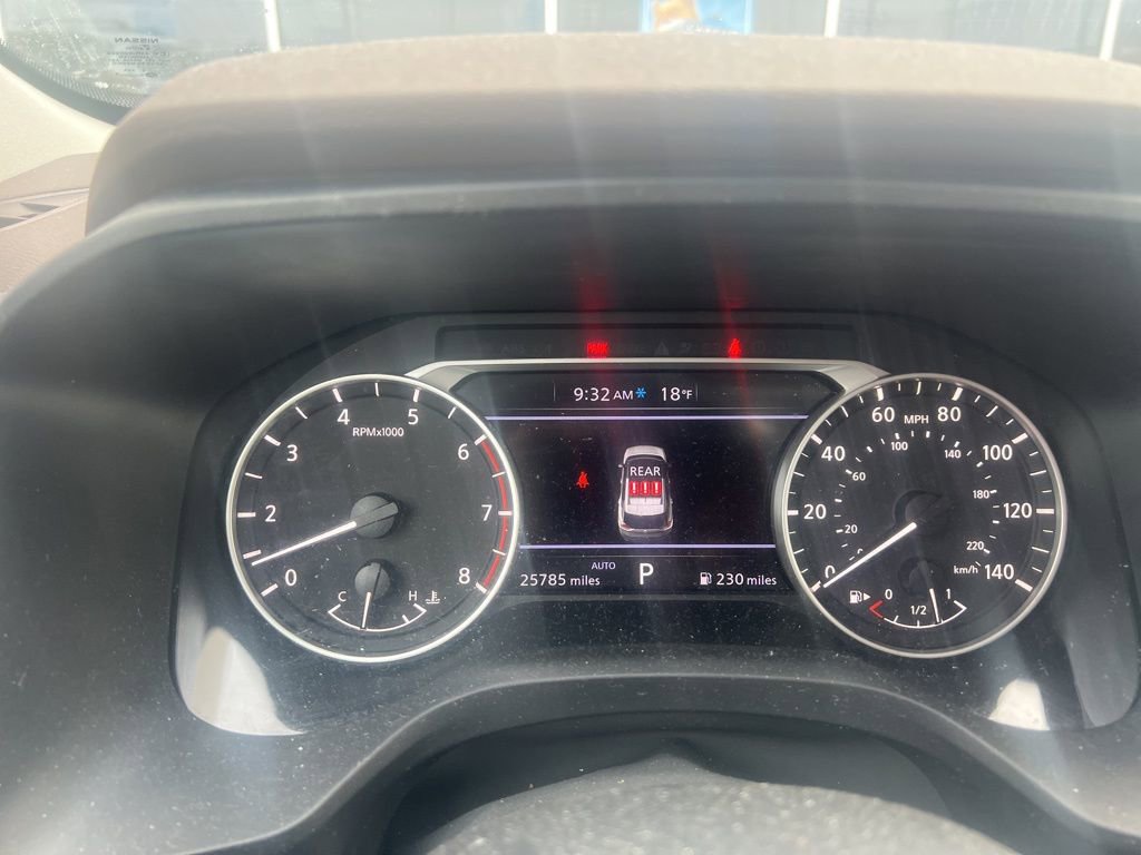 Used 2023 Nissan Rogue SV w/ SV Premium Package image 2