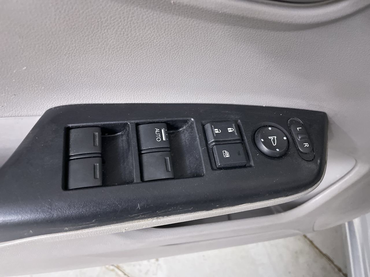 Used 2015 Honda Civic LX image 11