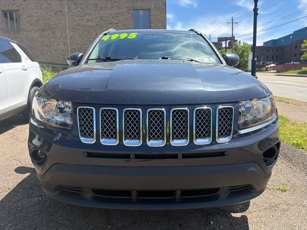 Used 2015 Jeep Compass Latitude AWD/4WD image 5