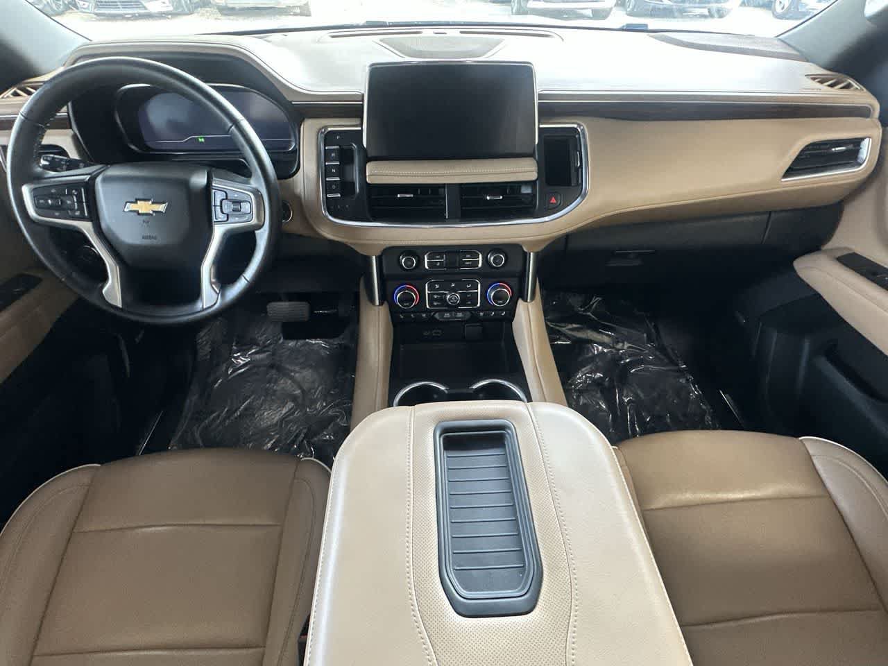 Used 2024 Chevrolet Suburban Premier RWD image 24