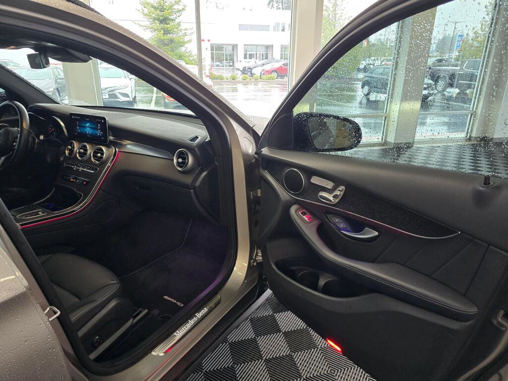 Used 2022 Mercedes-Benz GLC 300 4MATIC image 45