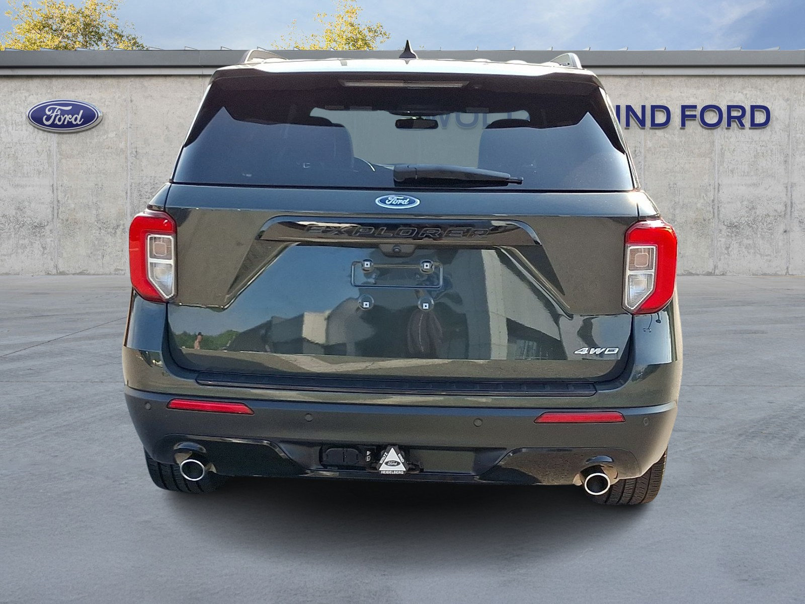 Used 2023 Ford Explorer ST-Line w/ Class IV Trailer Tow Package AWD/4WD image 5