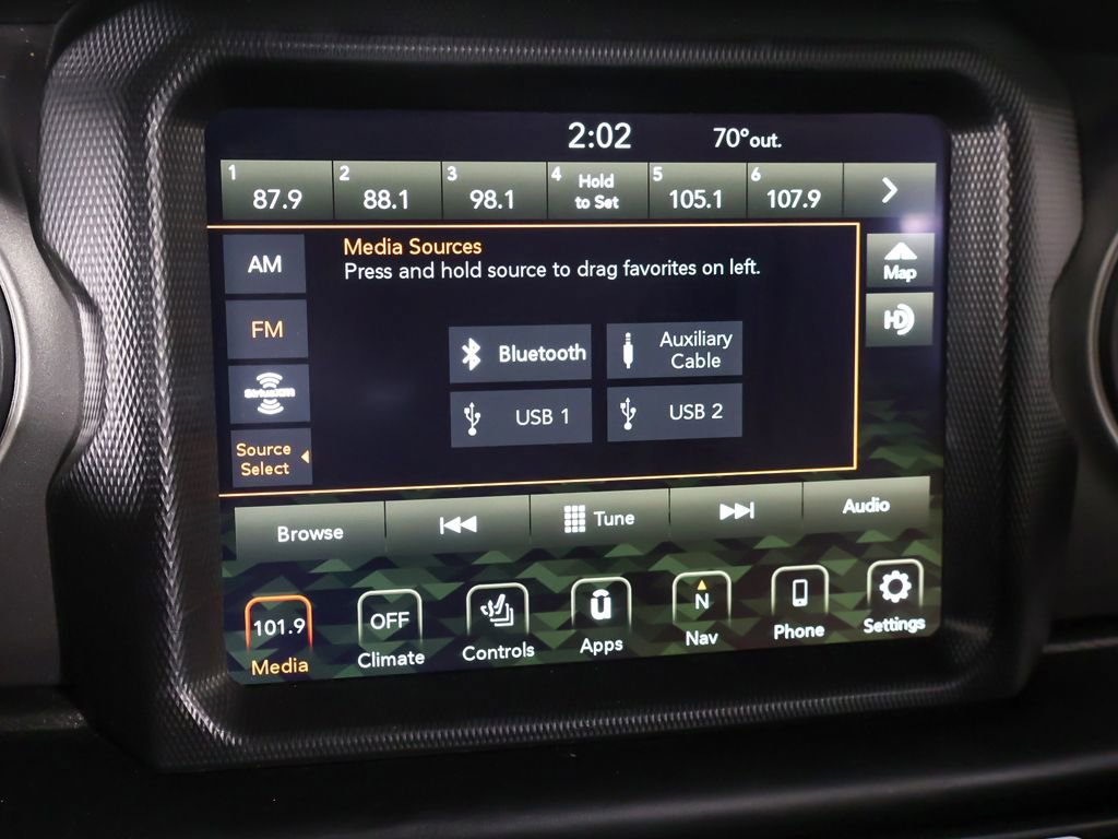 Used 2023 Jeep Wrangler Unlimited w/ Cold Weather Group image 39