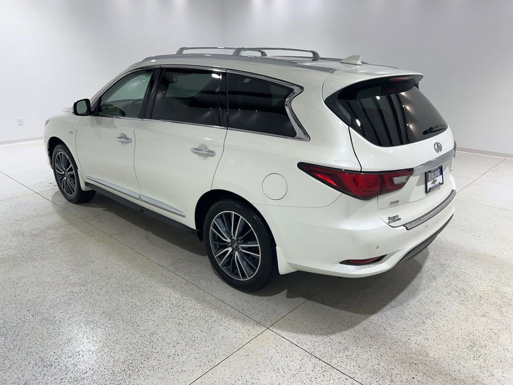 Used 2019 INFINITI QX60 Luxe w/ Sensory Package AWD/4WD image 3
