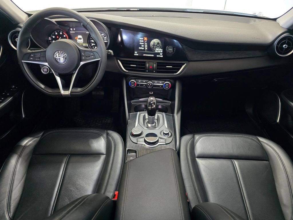 Used 2019 Alfa Romeo Giulia Sprint w/ Nero Edizione image 9