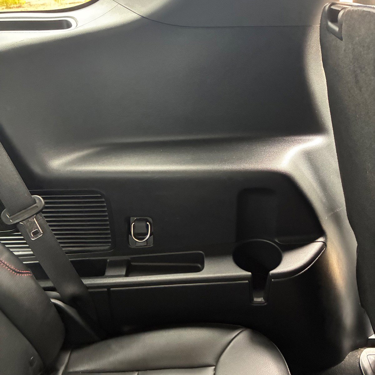 Used 2023 Ford Explorer ST-Line w/ Class IV Trailer Tow Package image 30