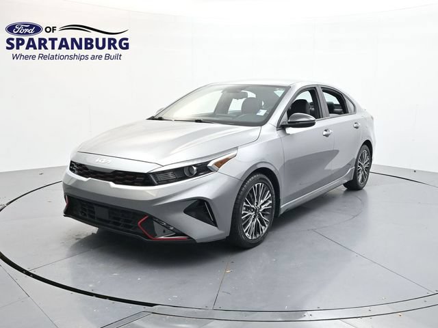 Used 2023 Kia Forte GT-Line w/ GT-Line Technology Package FWD image 3