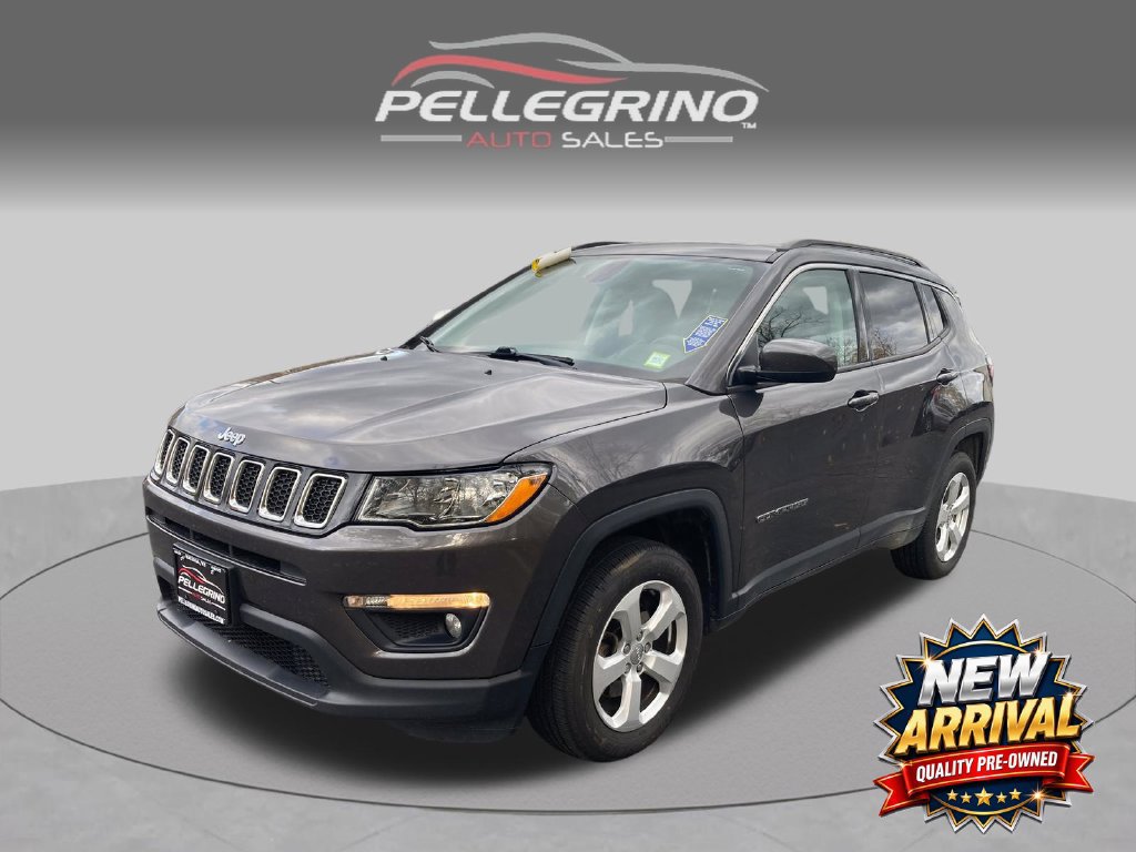 Used 2019 Jeep Compass Latitude w/ Cold Weather Group AWD/4WD image 1