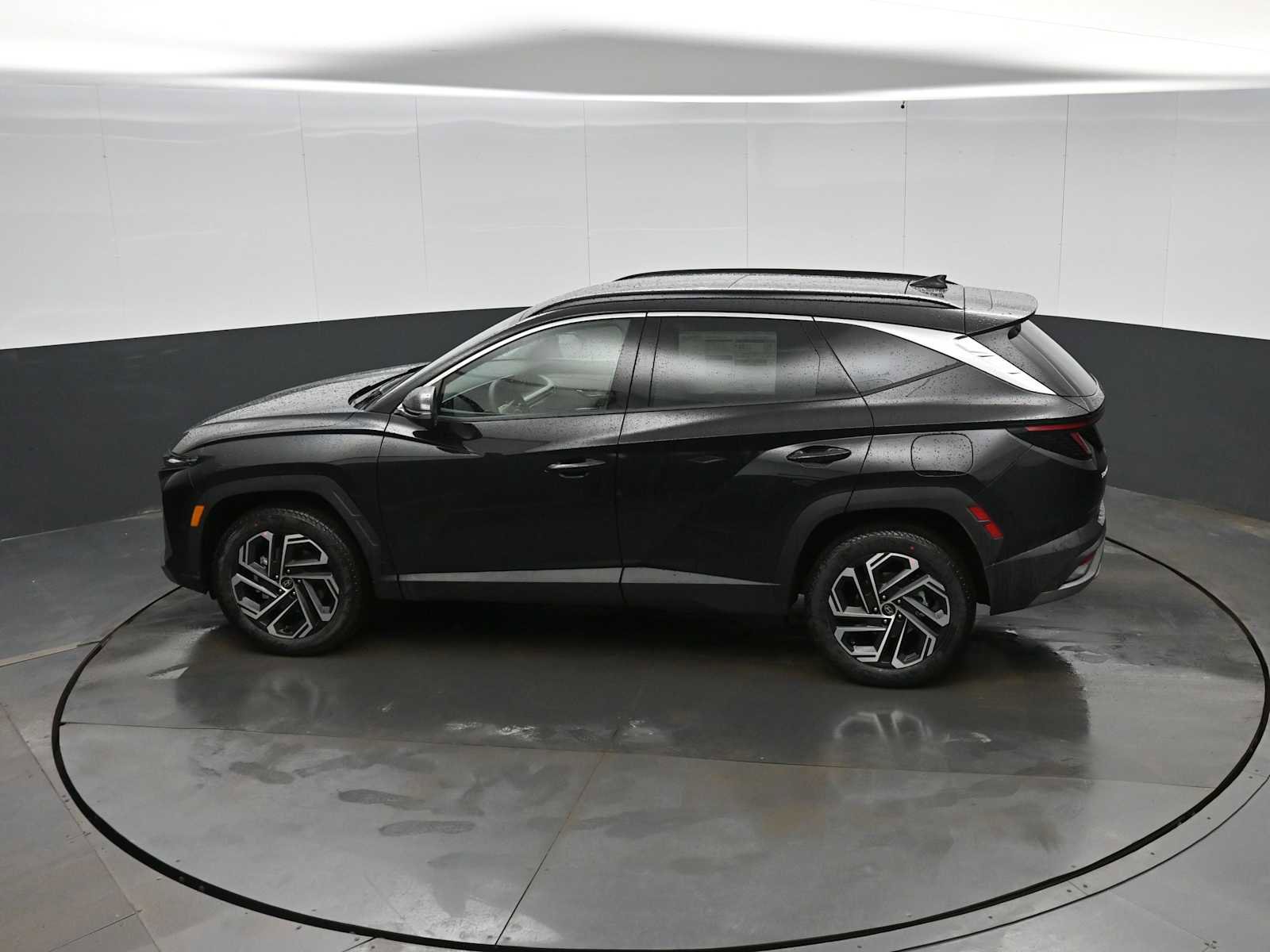 New 2026 Hyundai Tucson Limited image 25