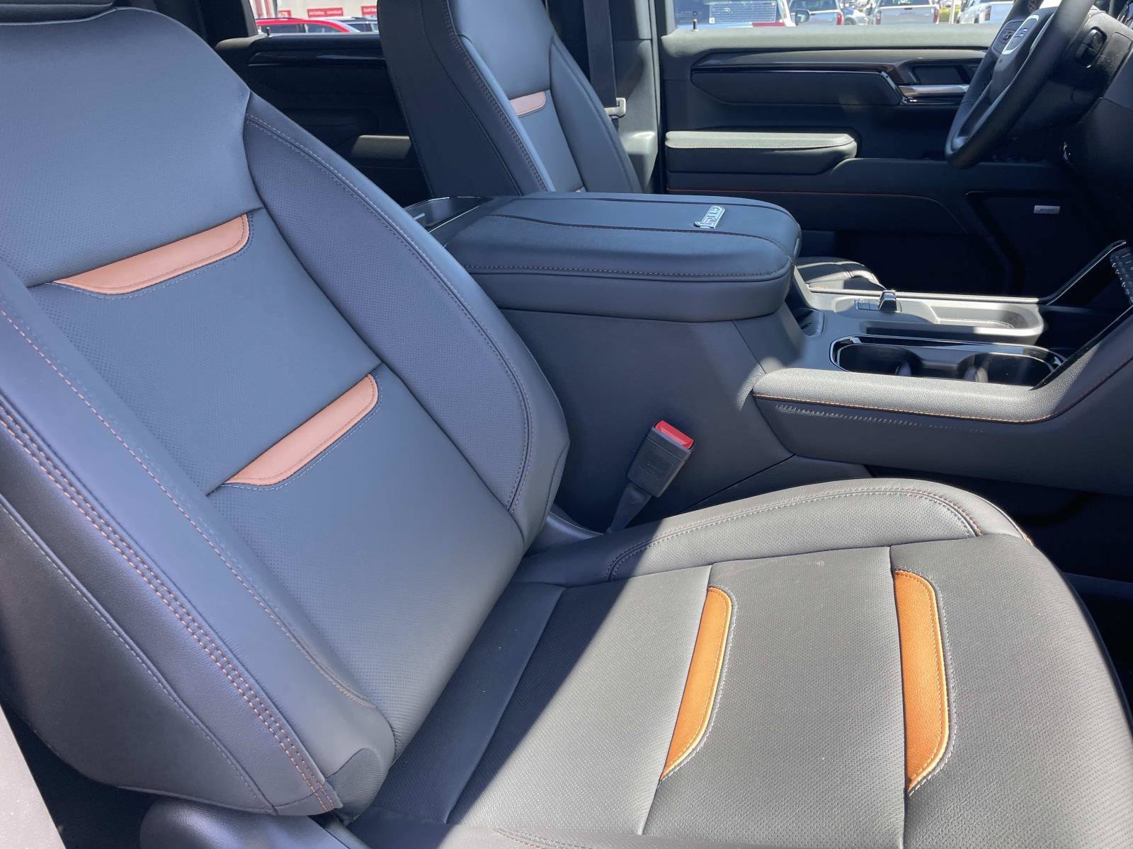 New 2026 GMC Sierra 2500 AT4 w/ AT4 Premium Plus Package AWD/4WD image 28