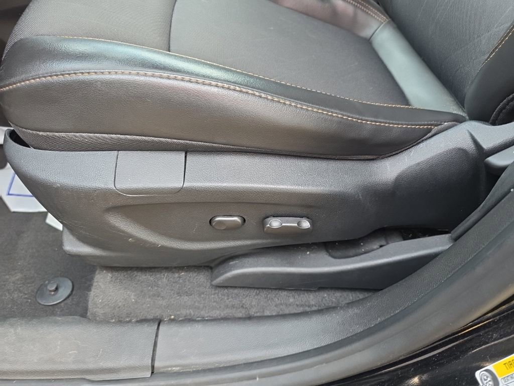 Used 2018 Chevrolet Trax LT w/ Driver Confidence Package image 16