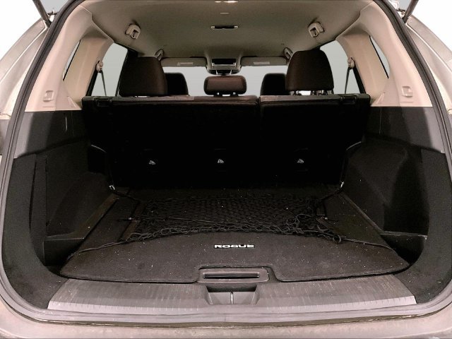 Used 2023 Nissan Rogue SV AWD/4WD image 33