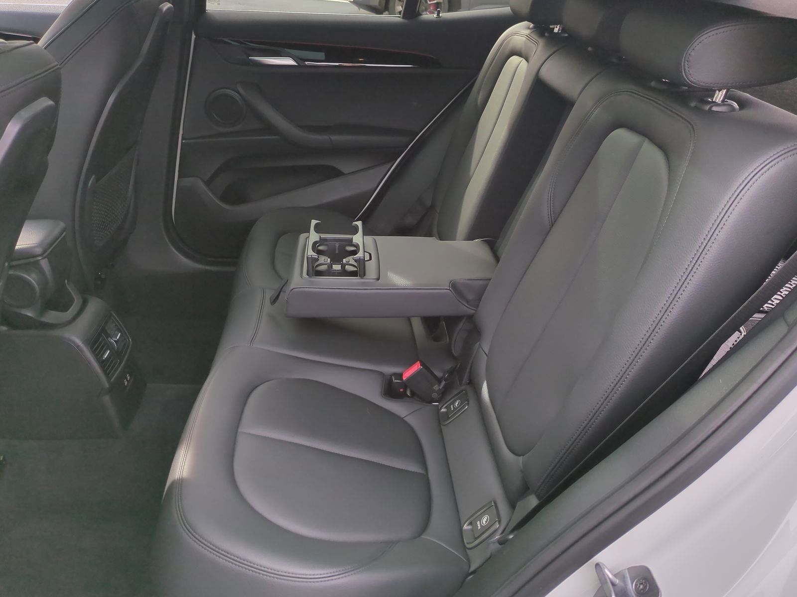 Used 2020 BMW X2 sDrive28i image 31