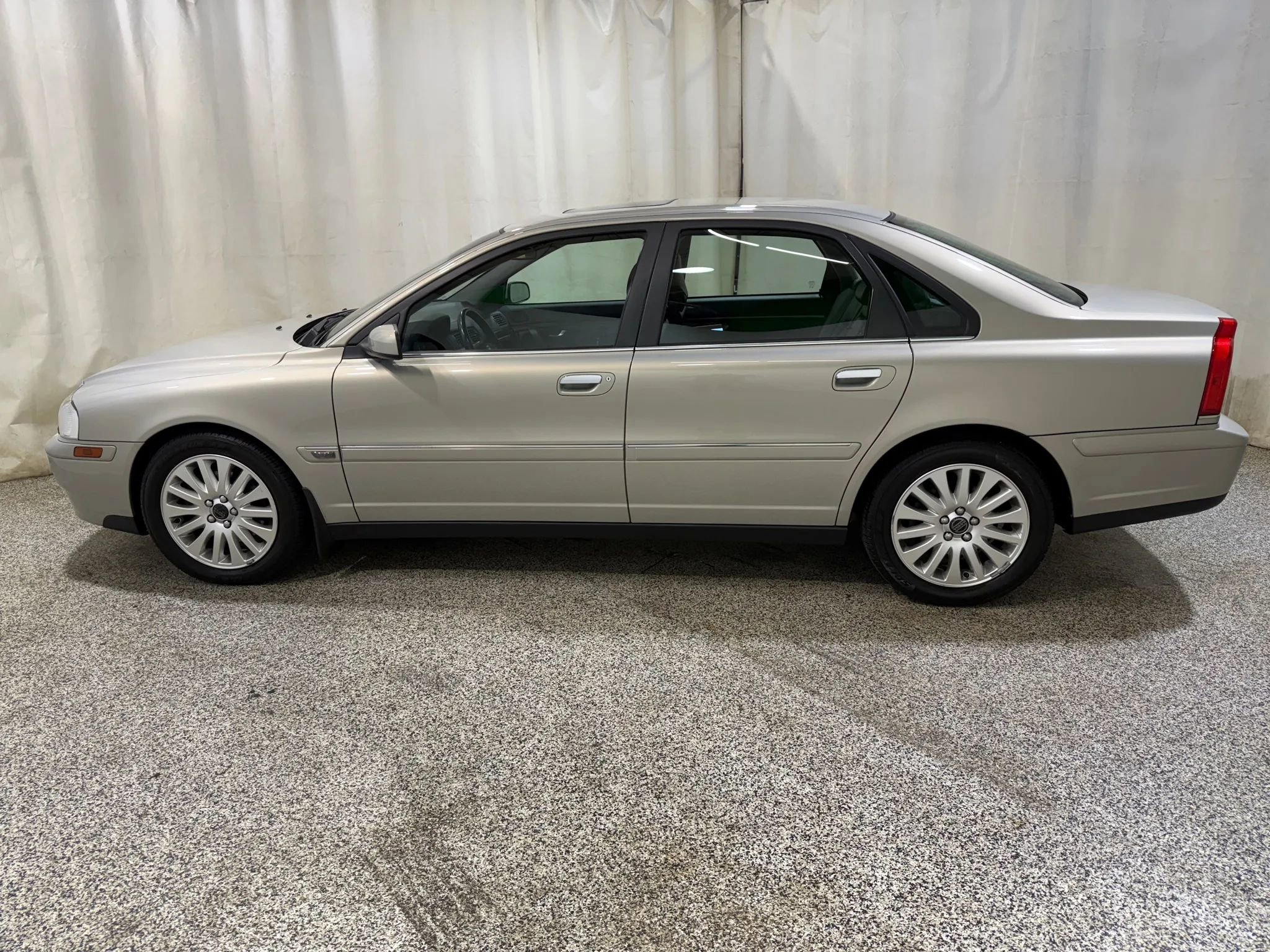 Used 2004 Volvo S80 2.9 image 6