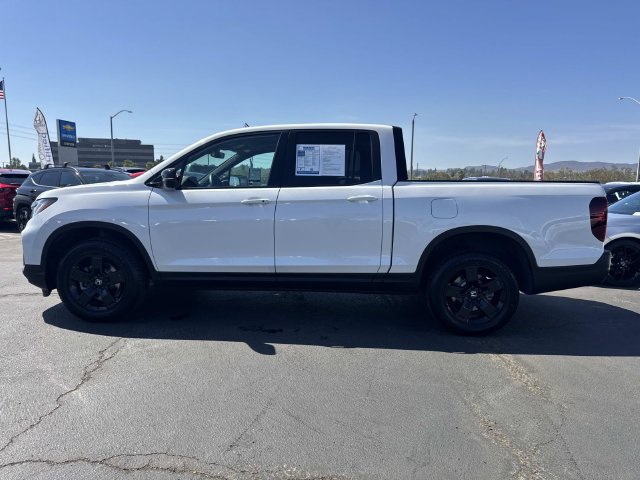 Used 2024 Honda Ridgeline Black Edition image 2