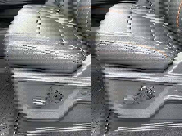 New 2026 Ford F350 Lariat w/ Lariat Premium Package image 14