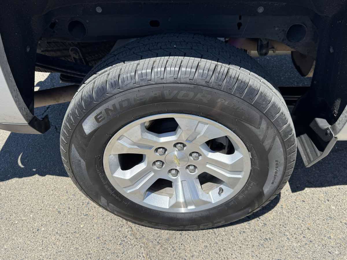 Used 2017 Chevrolet Silverado 1500 LT w/ All Star Edition AWD/4WD image 35