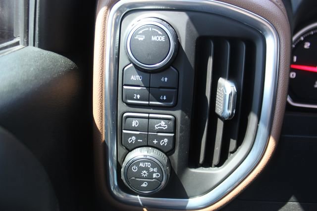 Used 2022 Chevrolet Silverado 1500 High Country w/ Safety Package II AWD/4WD image 20