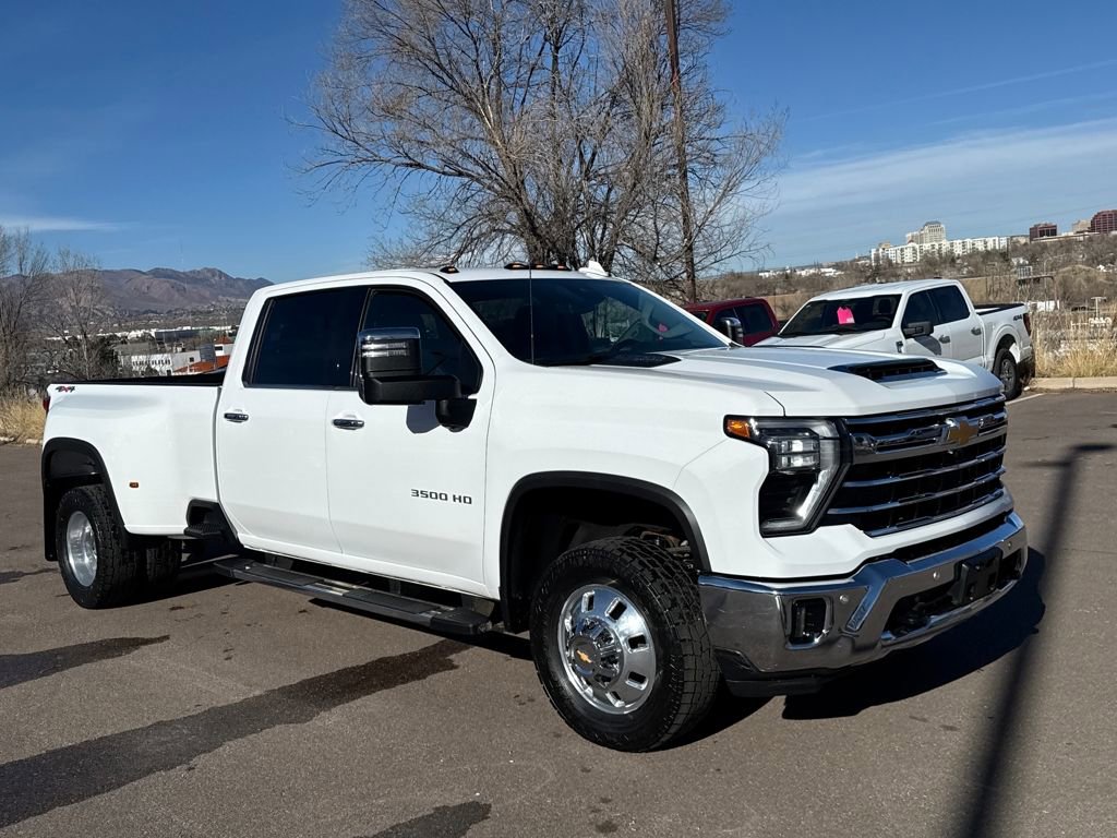 Used 2024 Chevrolet Silverado 3500 LTZ w/ LTZ Convenience Package image 1