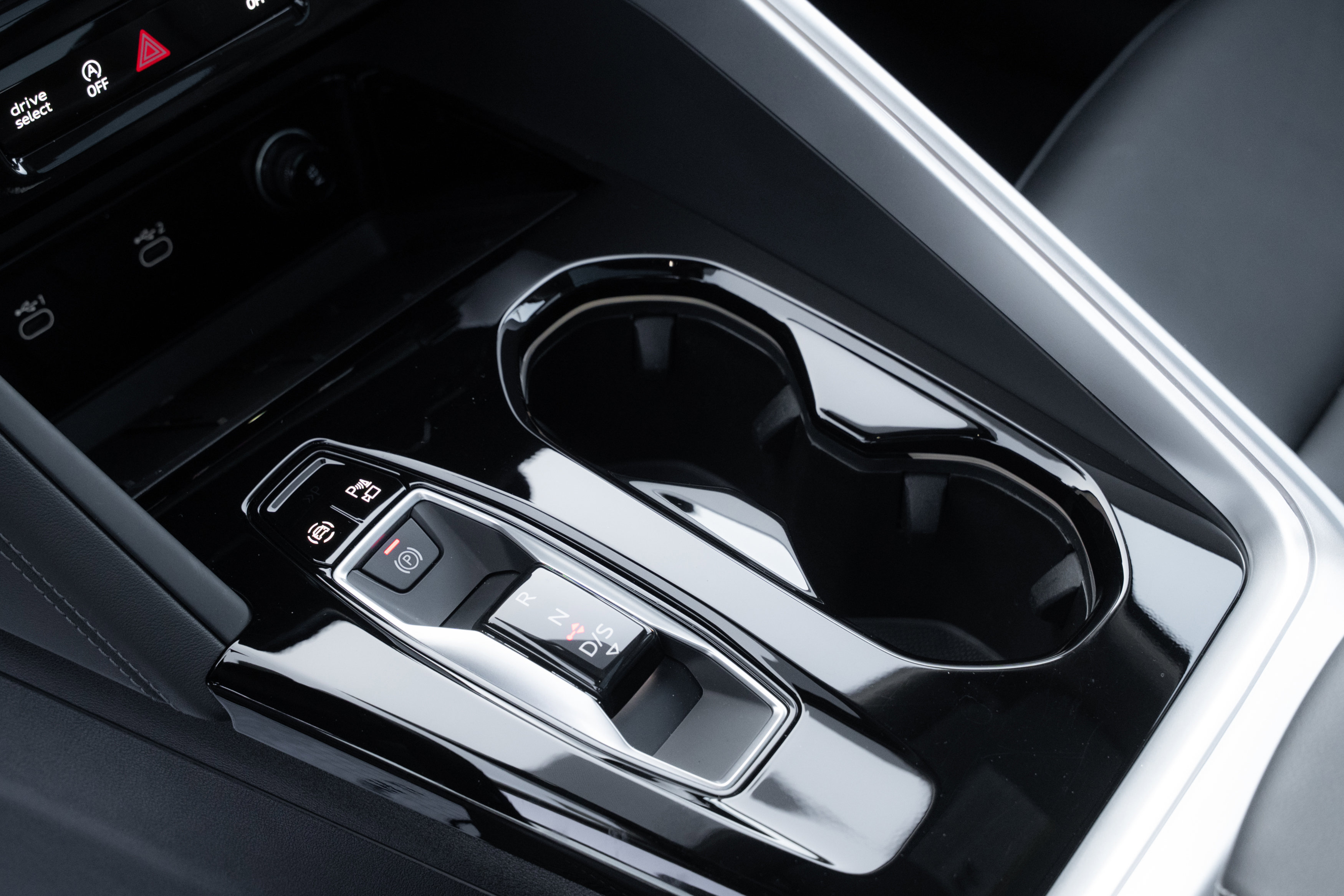 Certified 2025 Audi Q5 Premium w/ Convenience Package image 18