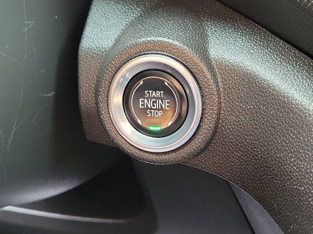 Used 2023 Chevrolet TrailBlazer RS w/ Sun and Liftgate Package FWD image 12