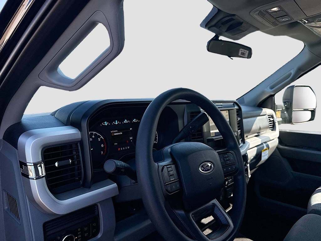 New 2026 Ford F350 XLT image 15