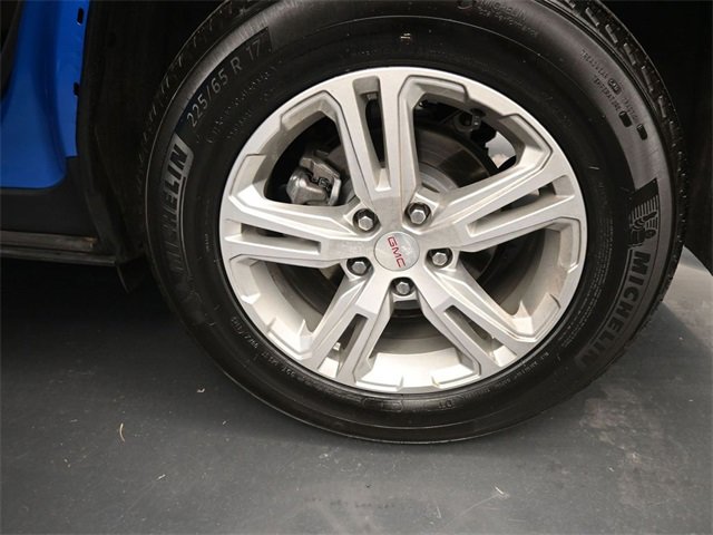 Used 2024 GMC Terrain SLE image 11