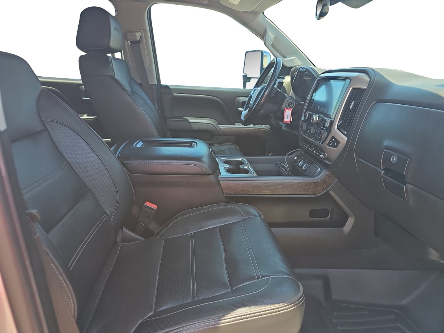 Used 2019 GMC Sierra 3500 Denali w/ Duramax Plus Package AWD/4WD image 17
