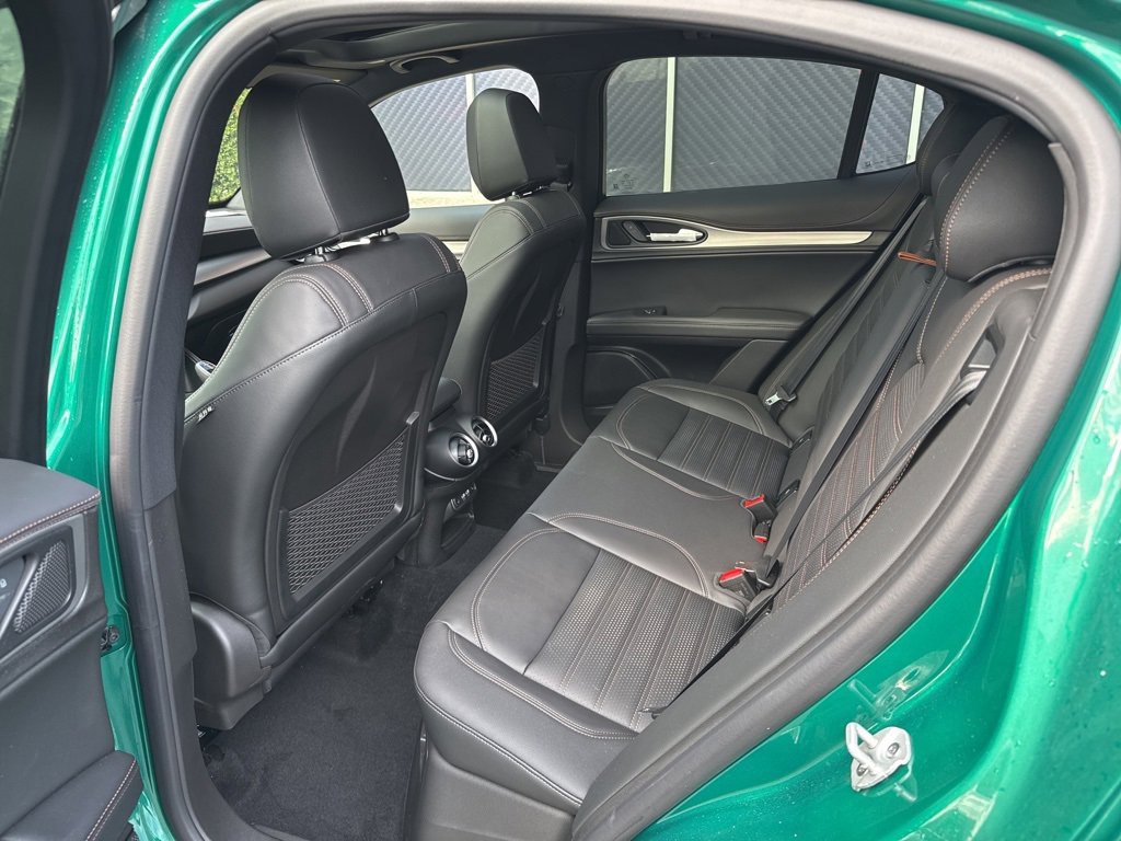 New 2025 Alfa Romeo Stelvio Sprint image 20