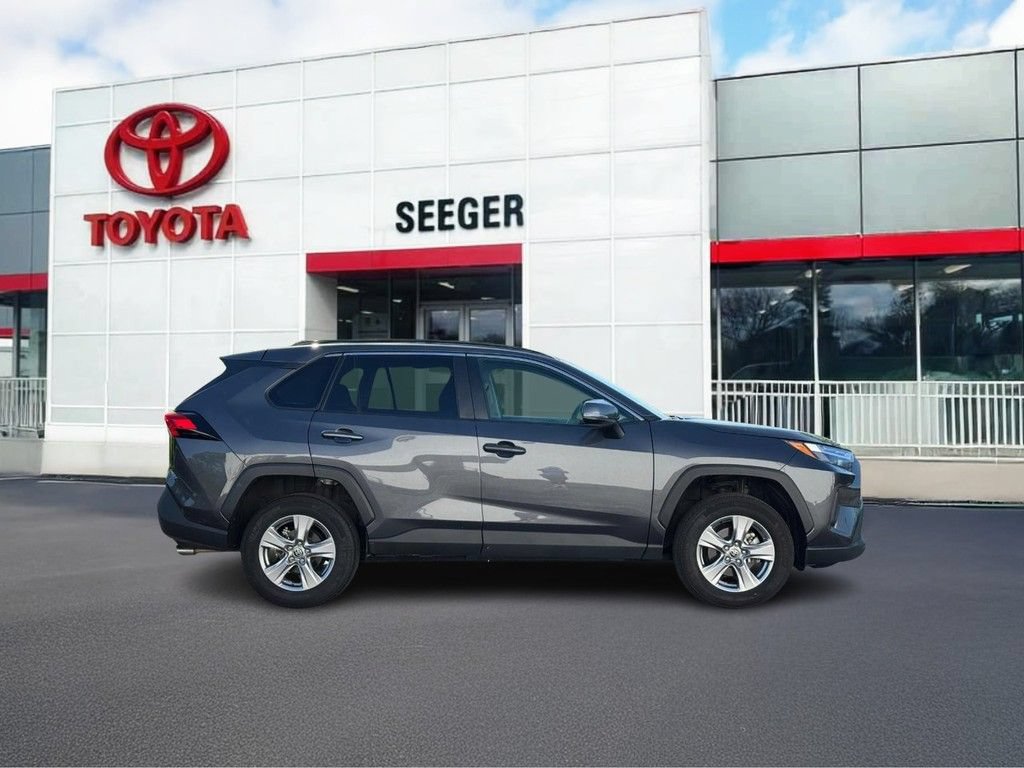 Used 2025 Toyota RAV4 XLE AWD/4WD video 2