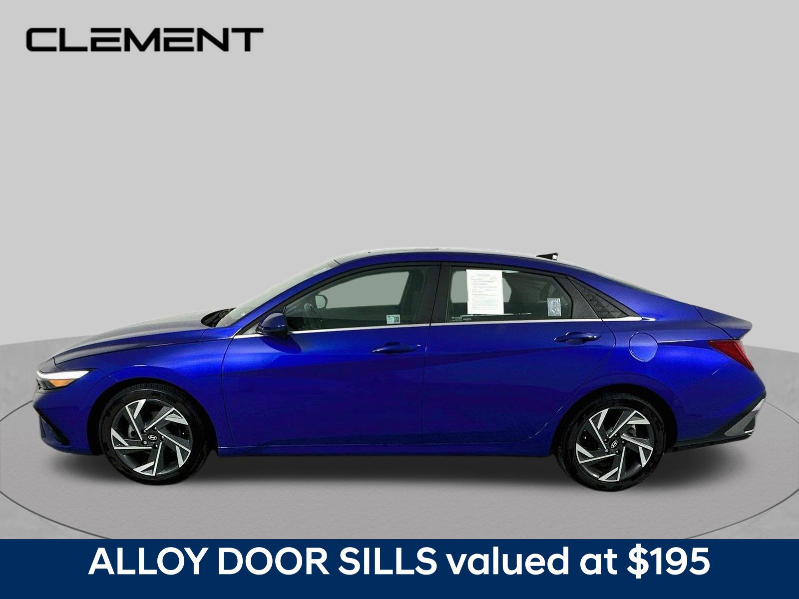 Used 2025 Hyundai Elantra SEL FWD image 4