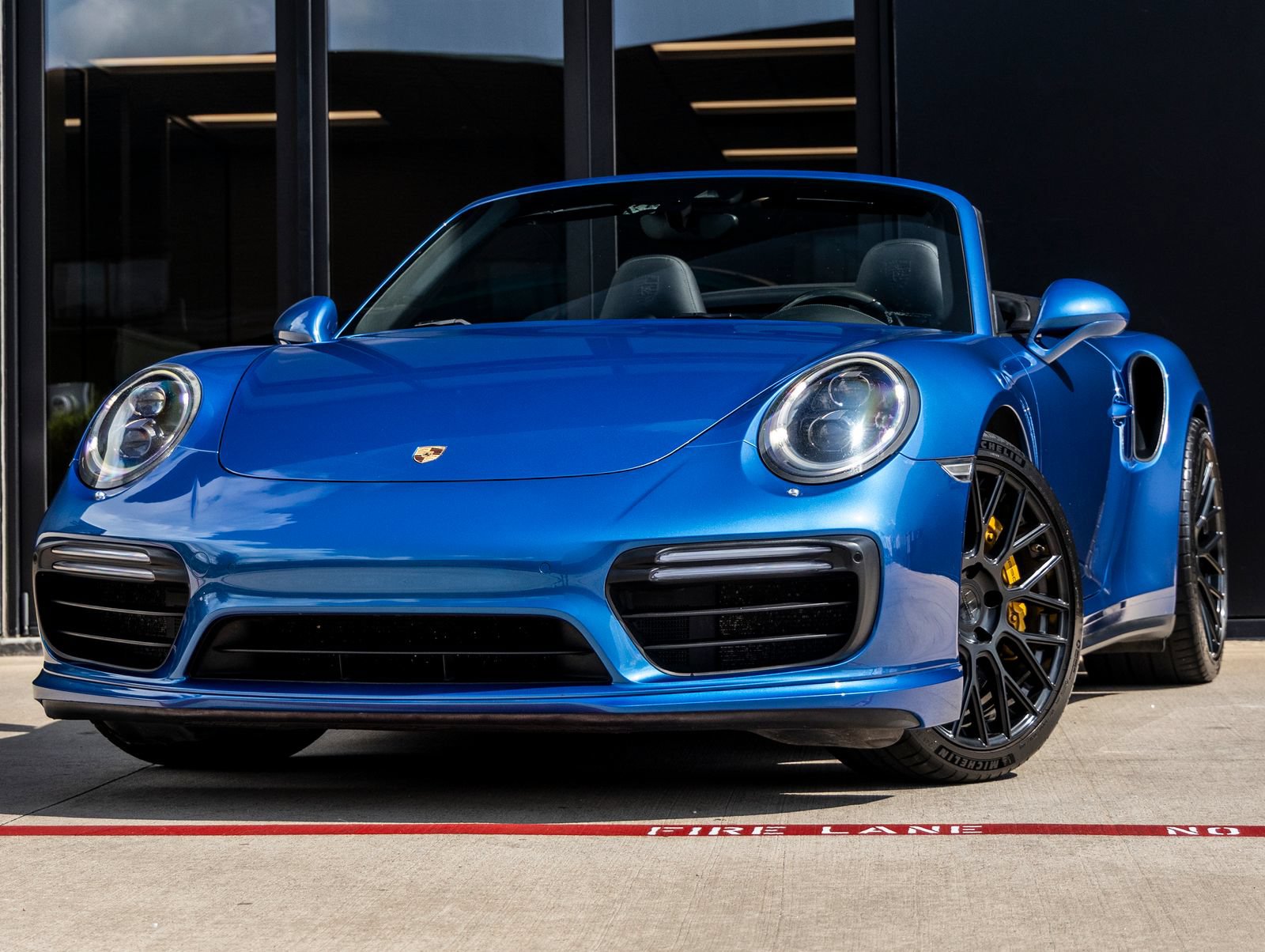 Used 2017 Porsche 911 Turbo S AWD/4WD image 1