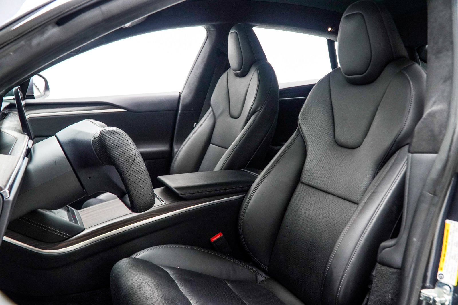 Used 2022 Tesla Model S AWD/4WD image 38