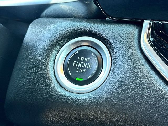 Used 2025 GMC Canyon Elevation w/ Convenience Package image 17